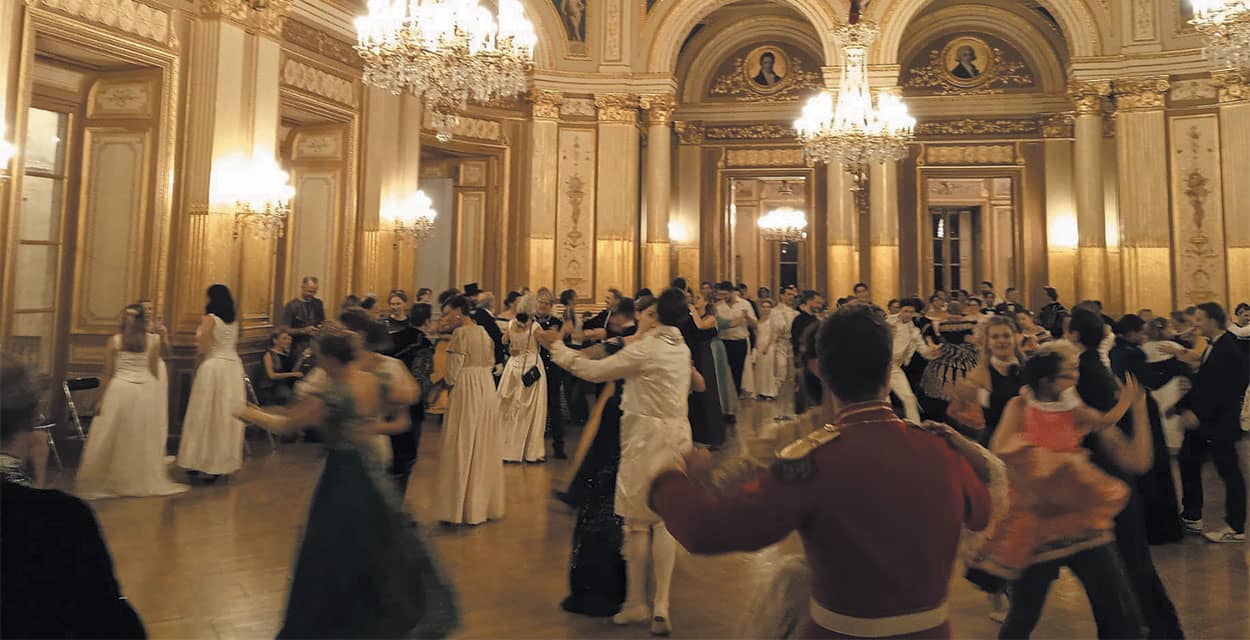 Bal clandestin Paris