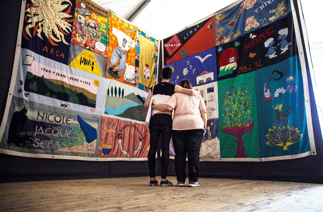 Cérémonie de déploiement du "Patchwork des Noms"