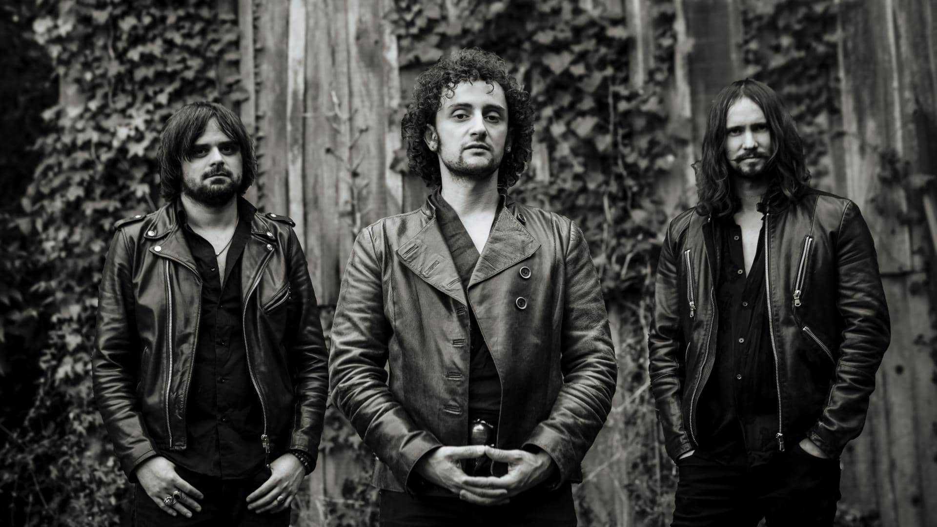 Dätcha Mandala + Guests