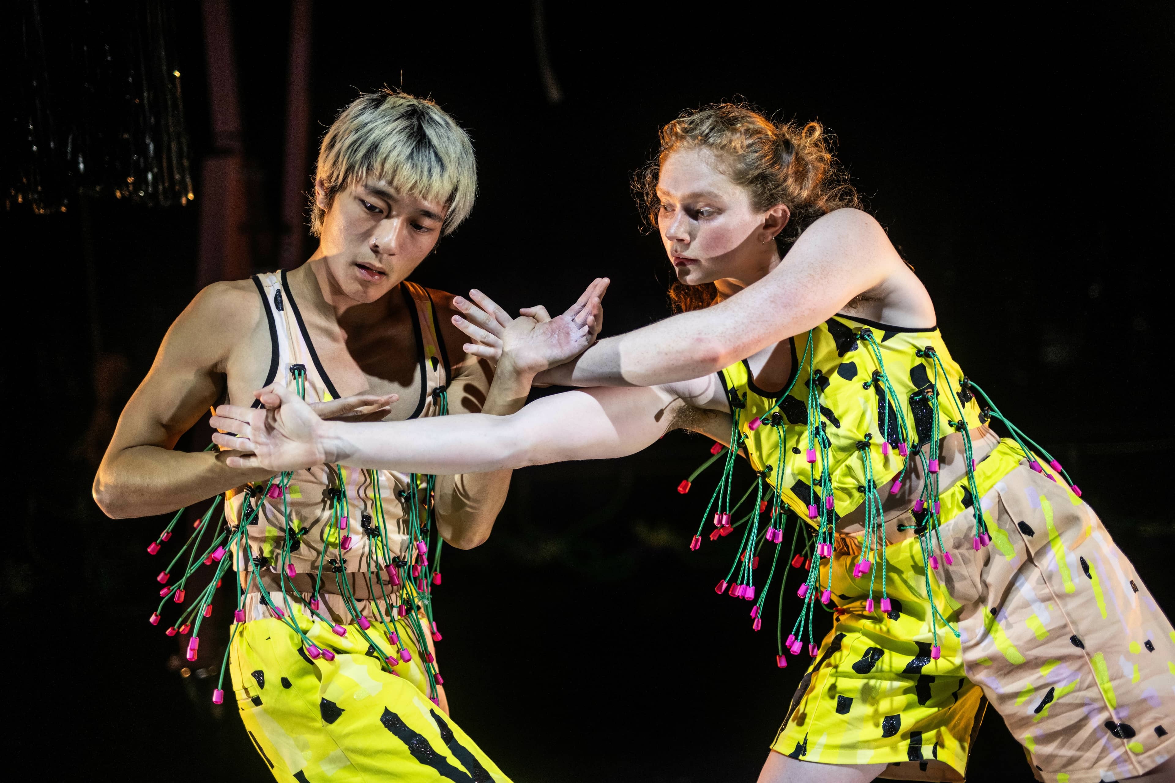 every_body - Not Standing Alexander Vantournhout