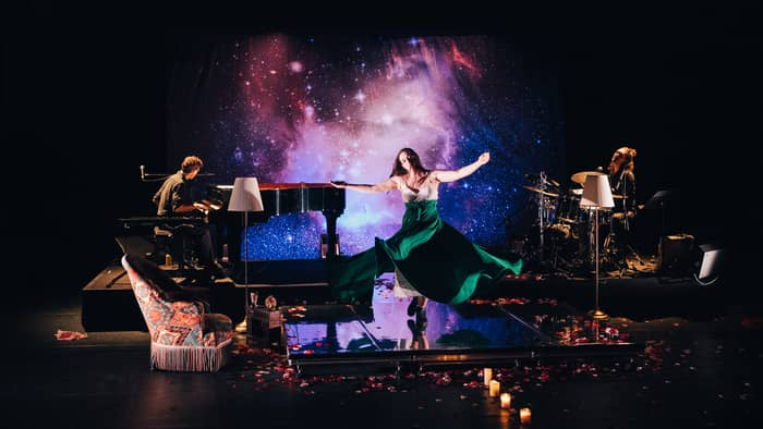 Niquer la fatalité chemin(s) en forme de femme