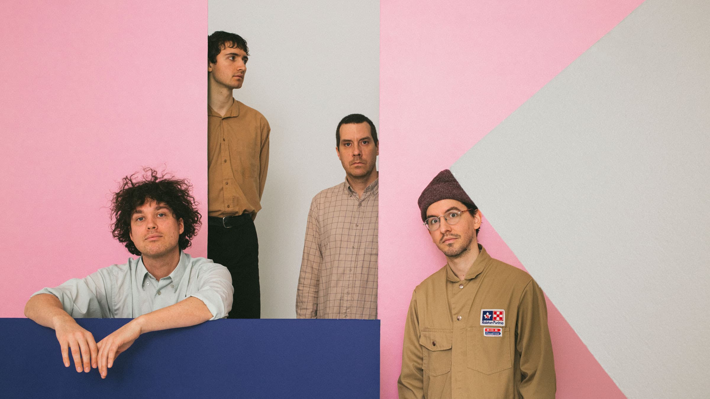 Corridor + Pierre Gisèle