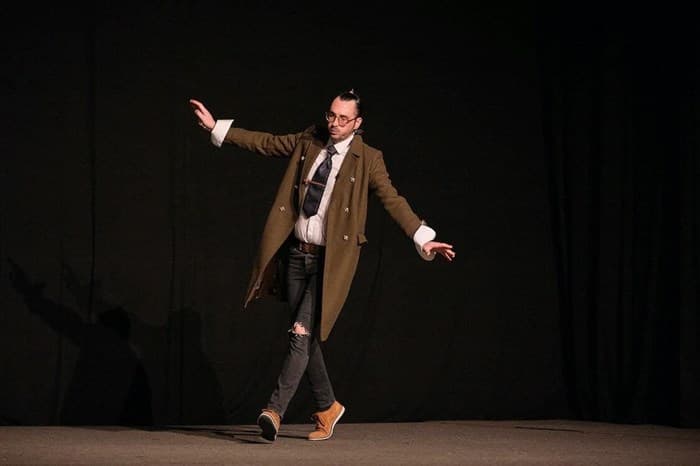 Dimanches suspendus : Ici et Partout