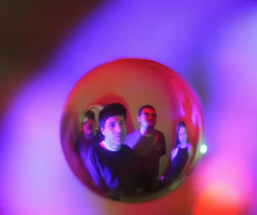 DUMMY (Rock - USA) + EAT-GIRLS (Post-punk, kraut - FR)