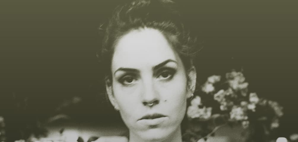 EMMA RUTH RUNDLE + SPECTRALE