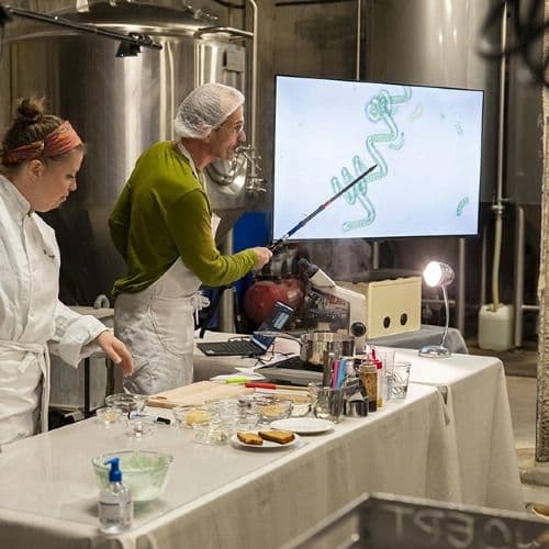 Les microbes ont-ils bon goût ? - Cie Barbara Reyes