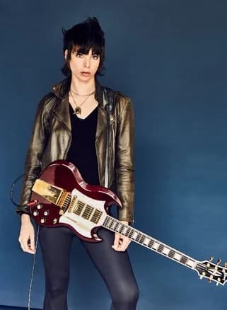 MADEMOISELLE K - 10 ans d'indépendance