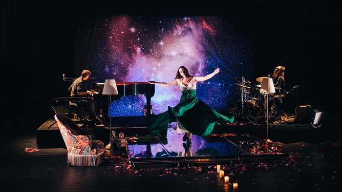 Niquer la fatalité chemin(s) en forme de femme