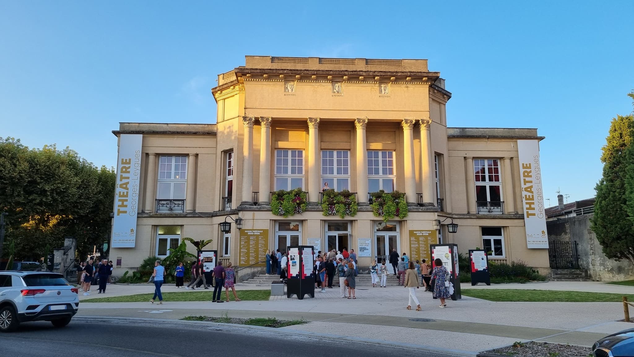 Théâtre Georges-Leygues