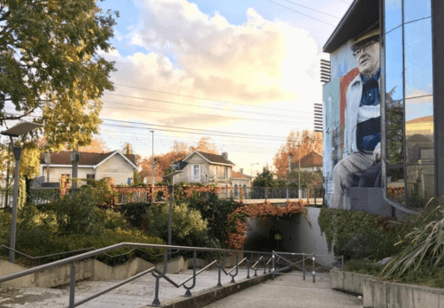 Balade urbaine à Pessac : "Quand les murs prennent la parole"