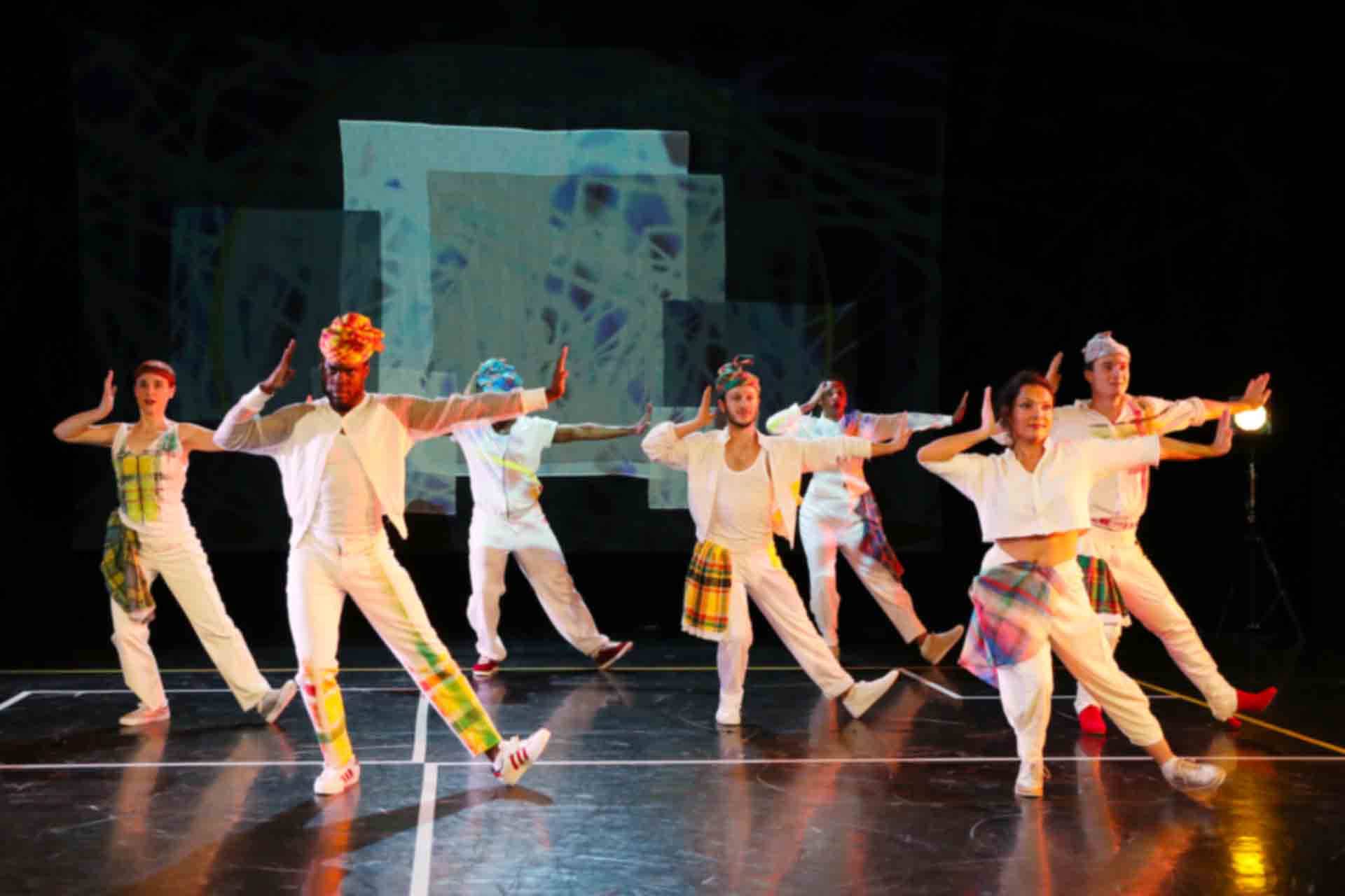 Compagnie Difé Kako « Cercle égal demi cercle au carré »