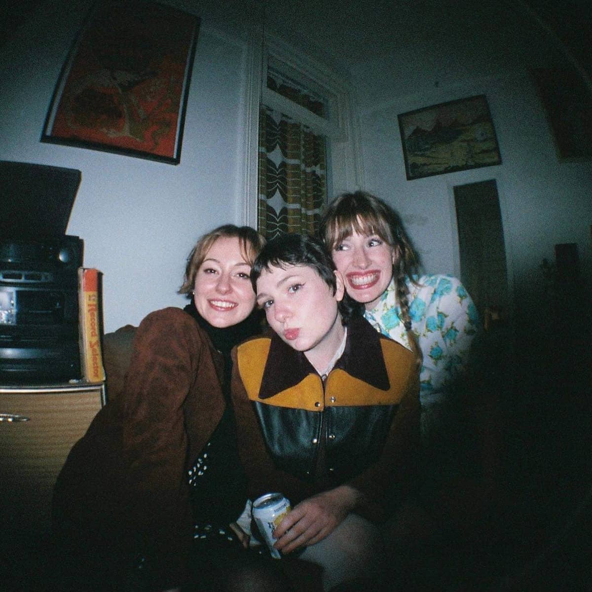 Itchy And The Nits + Socks