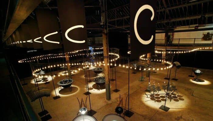 LE FAB / Les Imaginographes - LA MACHINE À ÉCRIRE À POMME DE PIN