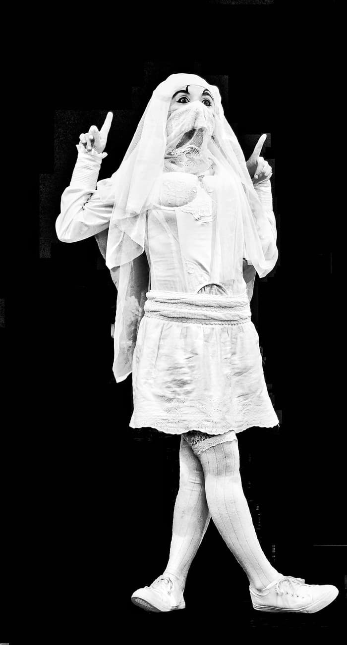 Sésame – l’épopée d’une clown en quête du Septième Ciel