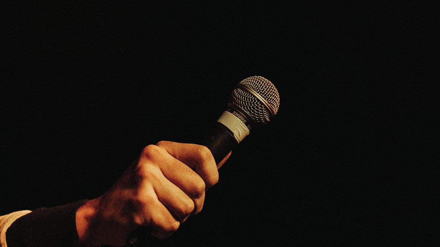 STAND-UP COMEDY CLUB • Brio - Léo Dumon