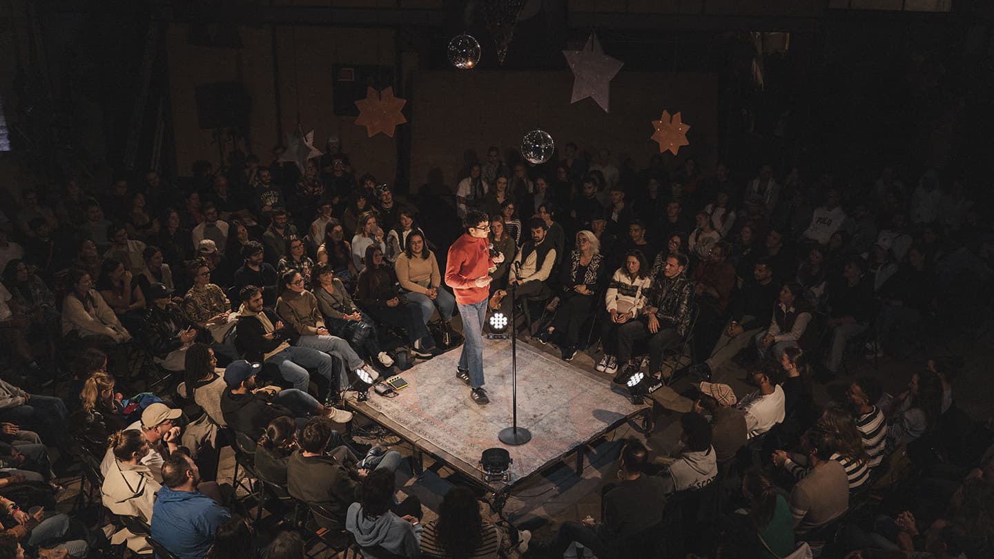 STAND-UP COMEDY CLUB • Brio - Léo Dumon