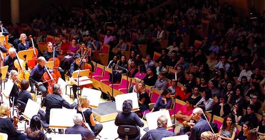 Strauss - rentrée des étudiants par l'ONBA | Sascha Goetzel