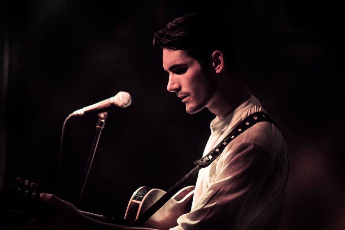 Two old friends from Canada meet again in Bordeaux. Avec David Simard + GALEN HARTLEY