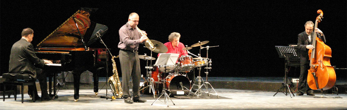 ''HOMMAGE À BOB MINTZER'' PAR AFFINITY QUARTET Avec Dominique Bonadei, Francis Fontes, Hervé Fourtick et Philippe Valentine