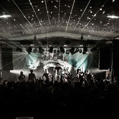 Les Hurlements d'Léo ''chantent Mano Solo''