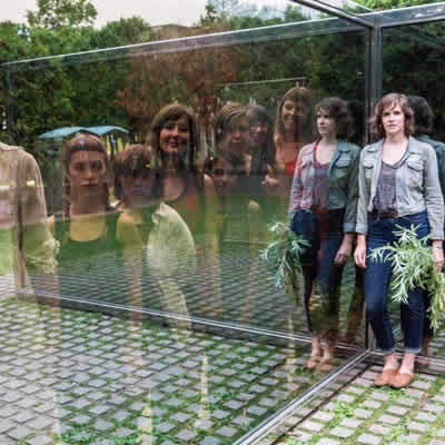 Anonymous Choir chante Leonard Cohen