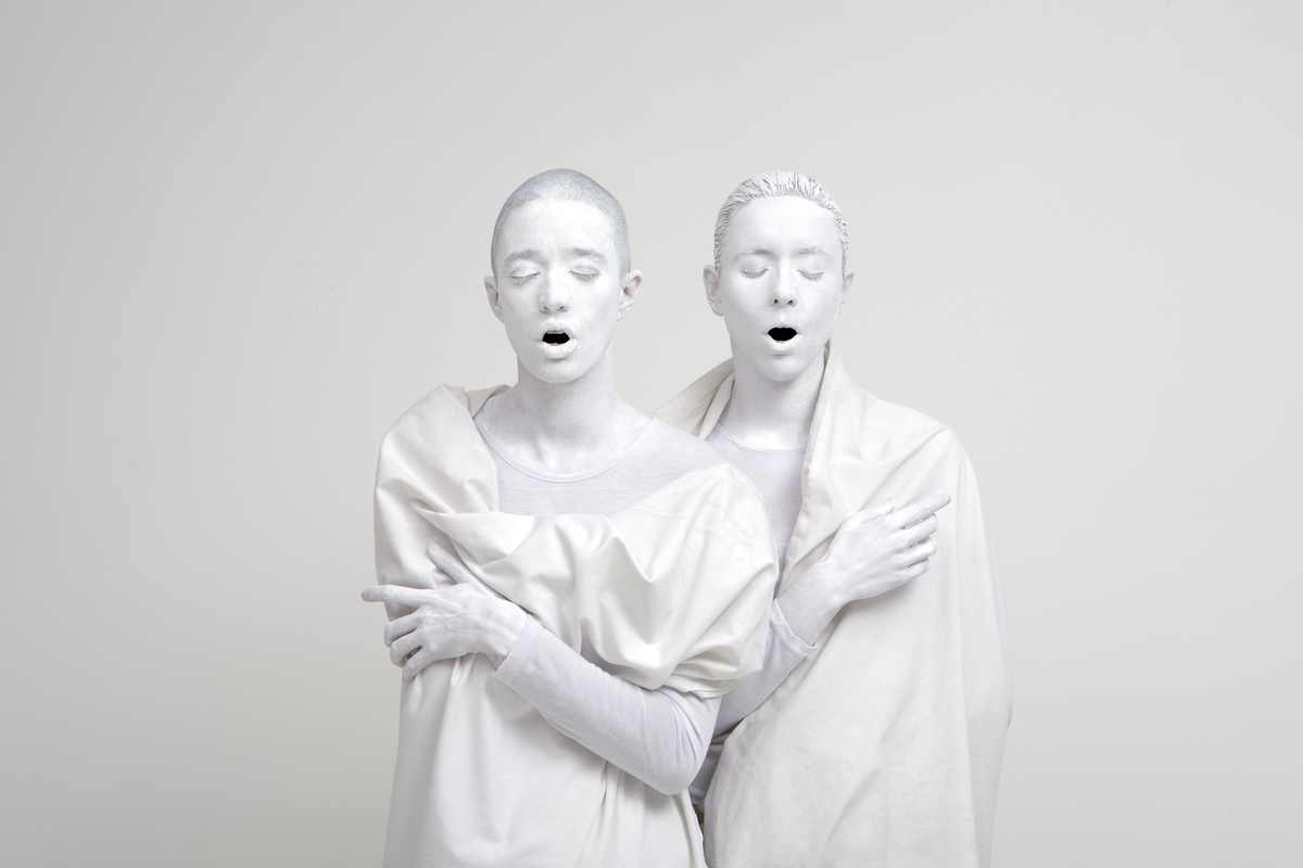 Mansfield Tya + Maïa Vidal