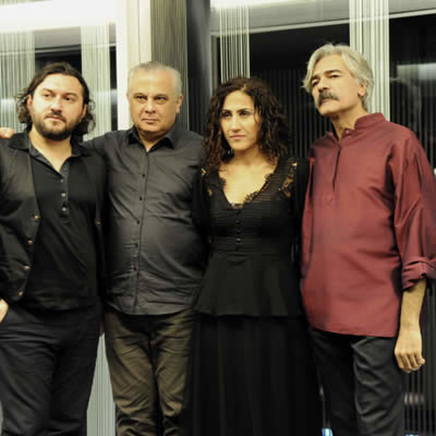 Aynur Do﻿gan et Kayhan Kalhor « Hawniyaz Ensemble »