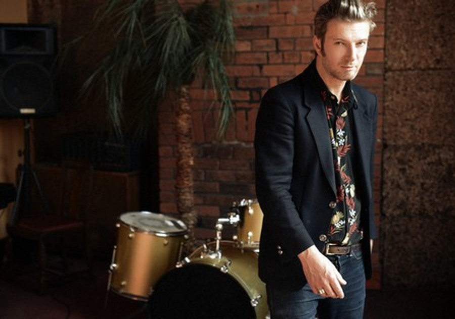 Bertrand Belin + Radio Elvis