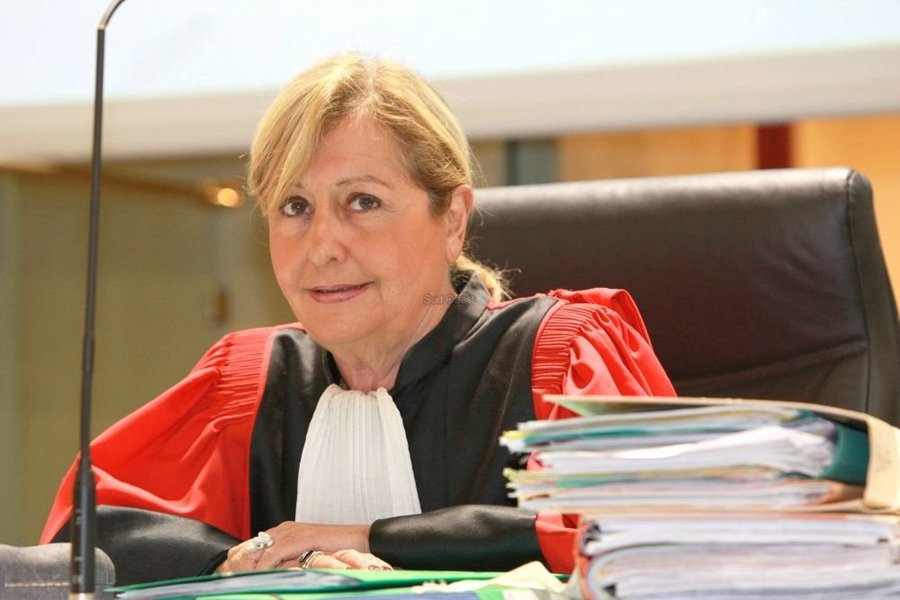 Dominique Hoflack : ''Femmes bourreaux, femmes victimes''