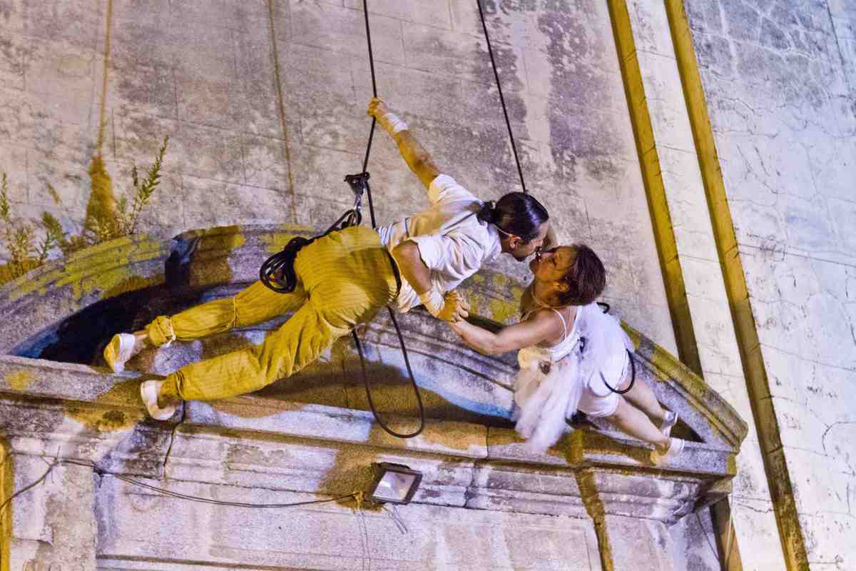 Ouverture de saison culturelle de Pessac : Les amants du ciel de la Cie Mattatoio Sospenso / Cirque Suspendu