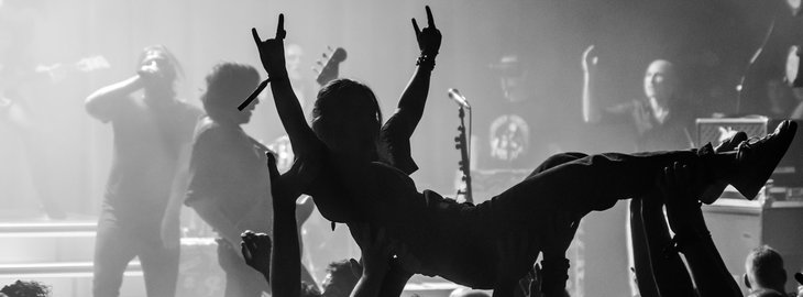 Le bal des enragés + Dead Bones Bunny