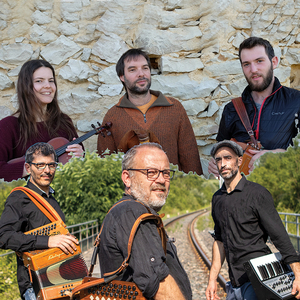 LA VESINA + GROOVE FACTORY