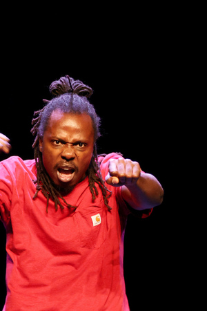 Hip-Hop Nakupenda, Un solo d’Yves Mwamba – Compagnie par Terre/ Anne Nguyen