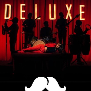 DELUXE