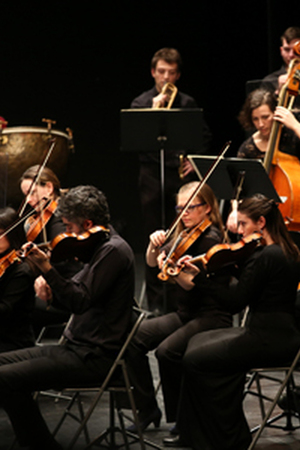 JEUNE ORCHESTRE DE L'ABBAYE - AMANDINE BEYER, VIOLON - LÉO WARYNSKI, DIRECTION