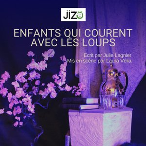 Enfants qui courent avec les loups