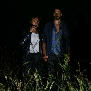 Off The Beach : Tio Madrona et Adrien Demont + Far