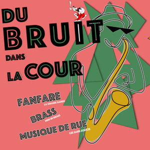 DU BRUIT DANS LA COUR