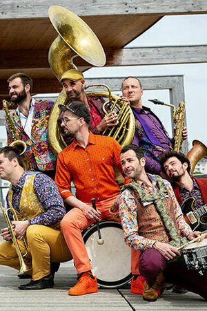 LE BAL SAINT-LOUIS DE LA FANFARE BIG JOANNA