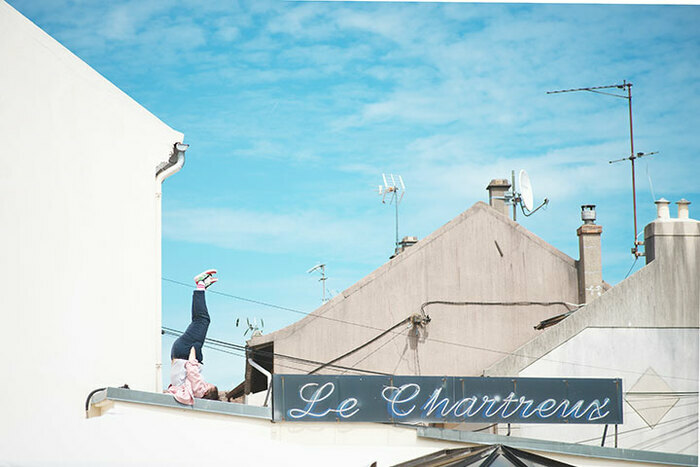 MONDE PARALLÈLE • Compagnie Née d’un doute