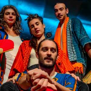 Coco Blue « Bienvenue en Cocosmopolie »
