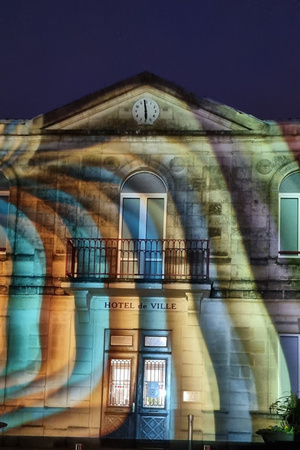 Mapping sur la façade de la mairie