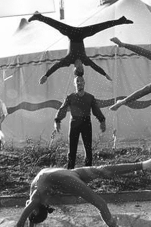 ALRIQ FAIT SON CIRQUE