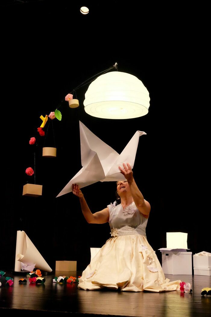 [Nuit des Bibliothèques] « Orimagine » : spectacle intimiste et plein de douceur de la Compagnie Pas Folle La Guêpe.