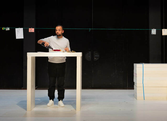 Koulounisation - Salim Djaferi