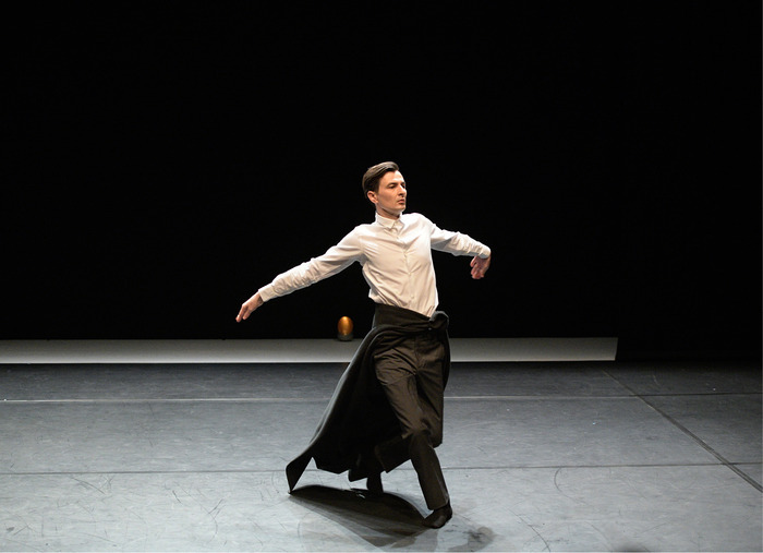 About love and death - élégie pour Raimund Hoghe / Emmanuel Eggermont