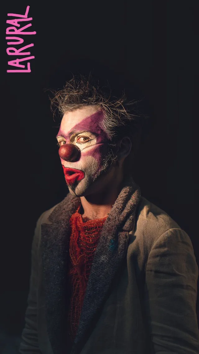 Galapiat Cirque / "Espèce d'idiot"