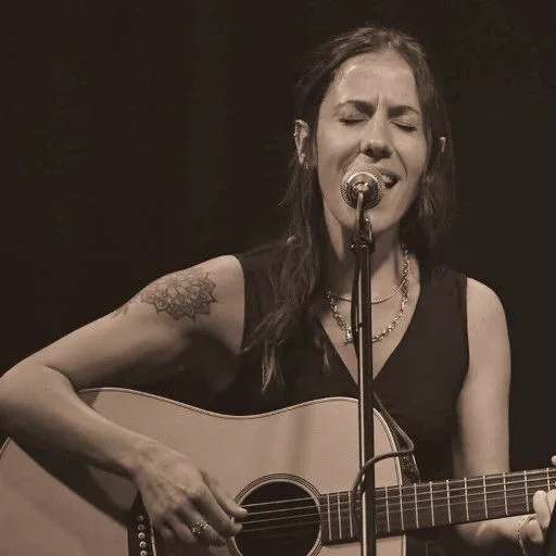 Lola Folk Dreamer